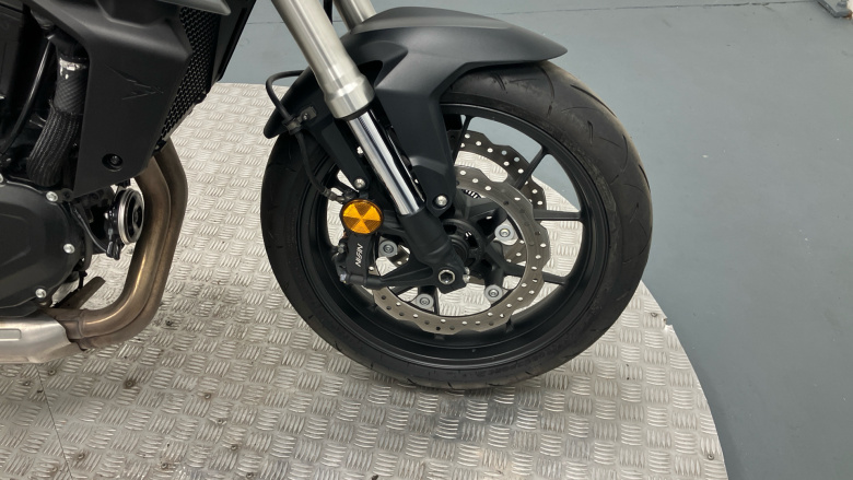 (23MY) Honda CB750 Hornet